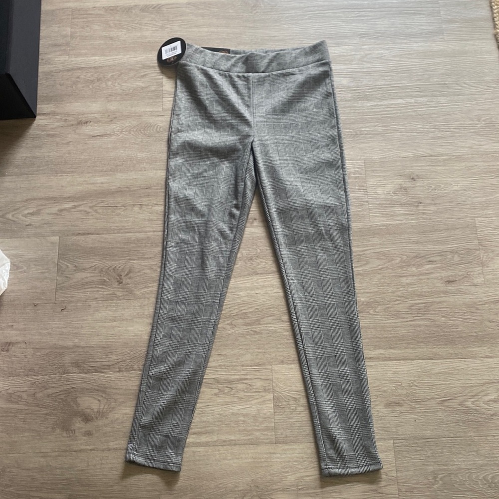 One 5 one new with tag size small pants